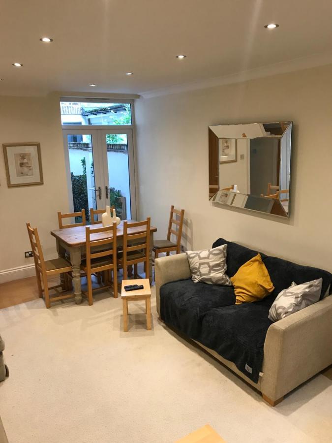 Stylish & Spacious 3 Bed Victorian House Sleeps Up To 7 - Near O2, Museums, Excel, Mazehill Station 12 Mins Direct Into London Bridge Villa Exterior foto