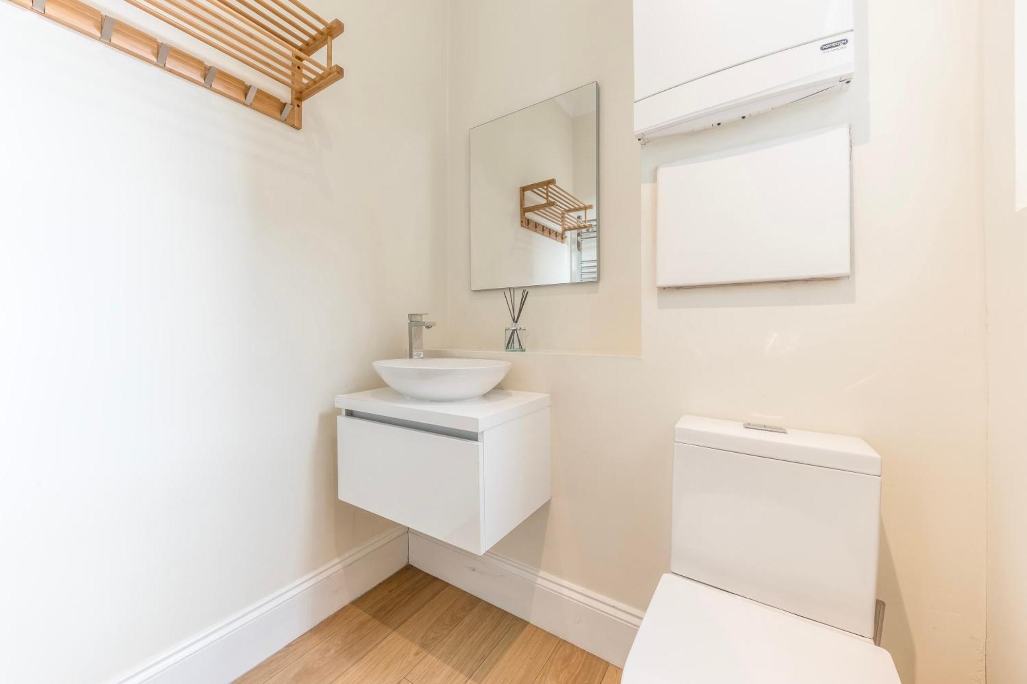 Stylish & Spacious 3 Bed Victorian House Sleeps Up To 7 - Near O2, Museums, Excel, Mazehill Station 12 Mins Direct Into London Bridge Villa Exterior foto